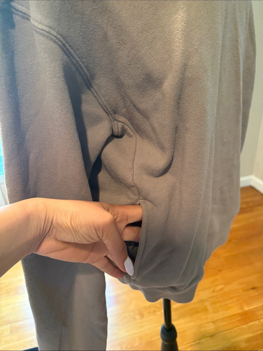 John Elliott Men's tapped Hooded Pullover Sweatshirt - Picture 3 of 12